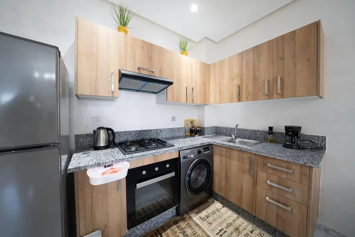 Studio Confortable Avec Balcon, Piscine, Jardin Et Aire De Jeux Casablanca 0*,